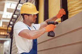 Best Siding Painting and Refinishing  in Lake Isabella, MI